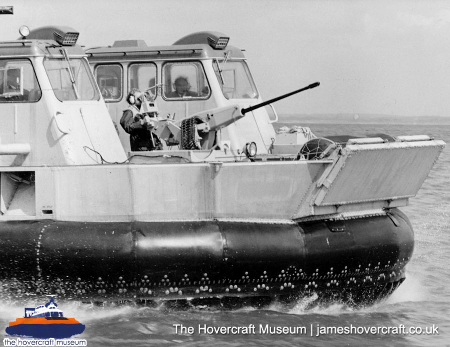 SRN6 Mark 5 - Welldeck -  (credit: The Hovercraft Museum Trust).